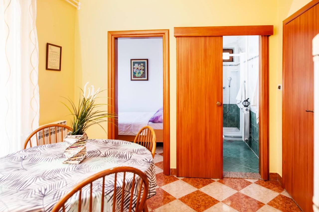 דירות רוביני Casa Leona מראה חיצוני תמונה