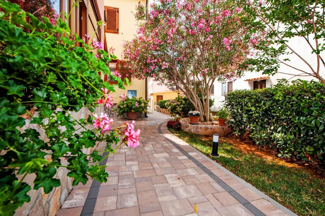 דירות רוביני Casa Leona מראה חיצוני תמונה