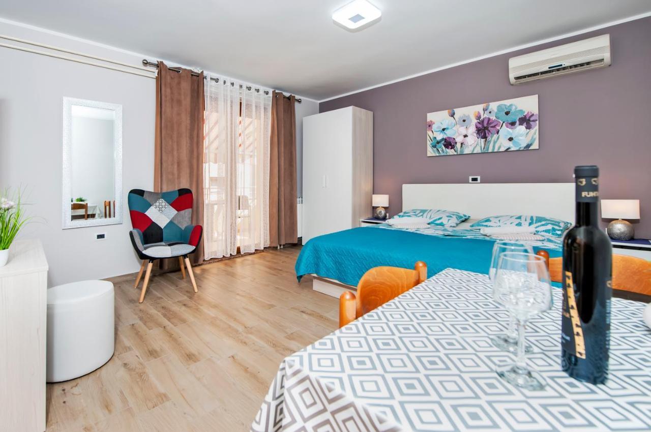 דירות רוביני Casa Leona מראה חיצוני תמונה