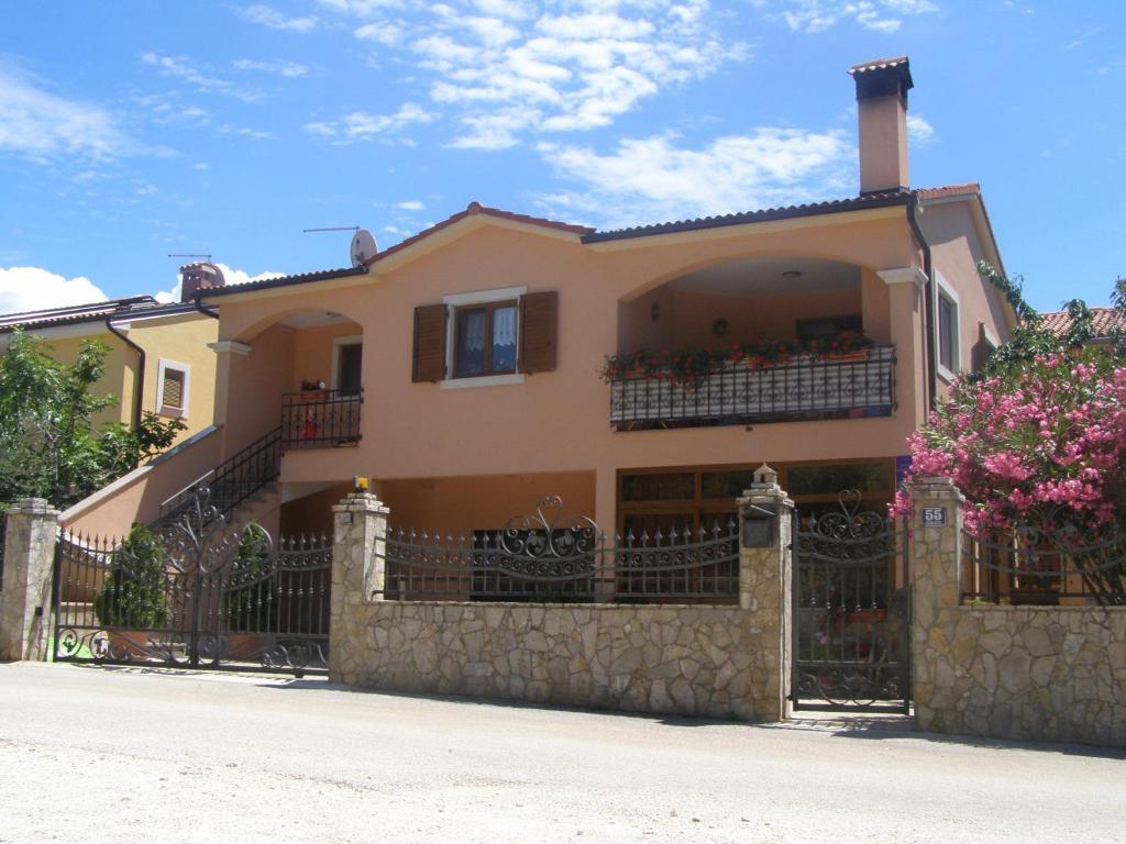 דירות רוביני Casa Leona מראה חיצוני תמונה