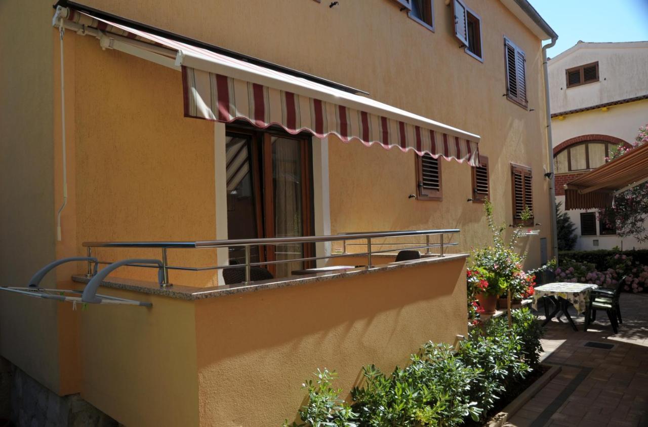 דירות רוביני Casa Leona מראה חיצוני תמונה