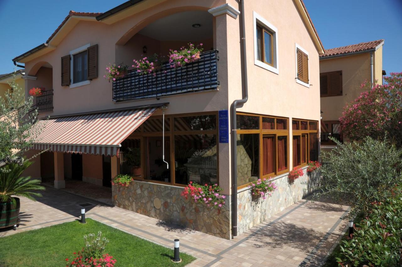 דירות רוביני Casa Leona מראה חיצוני תמונה